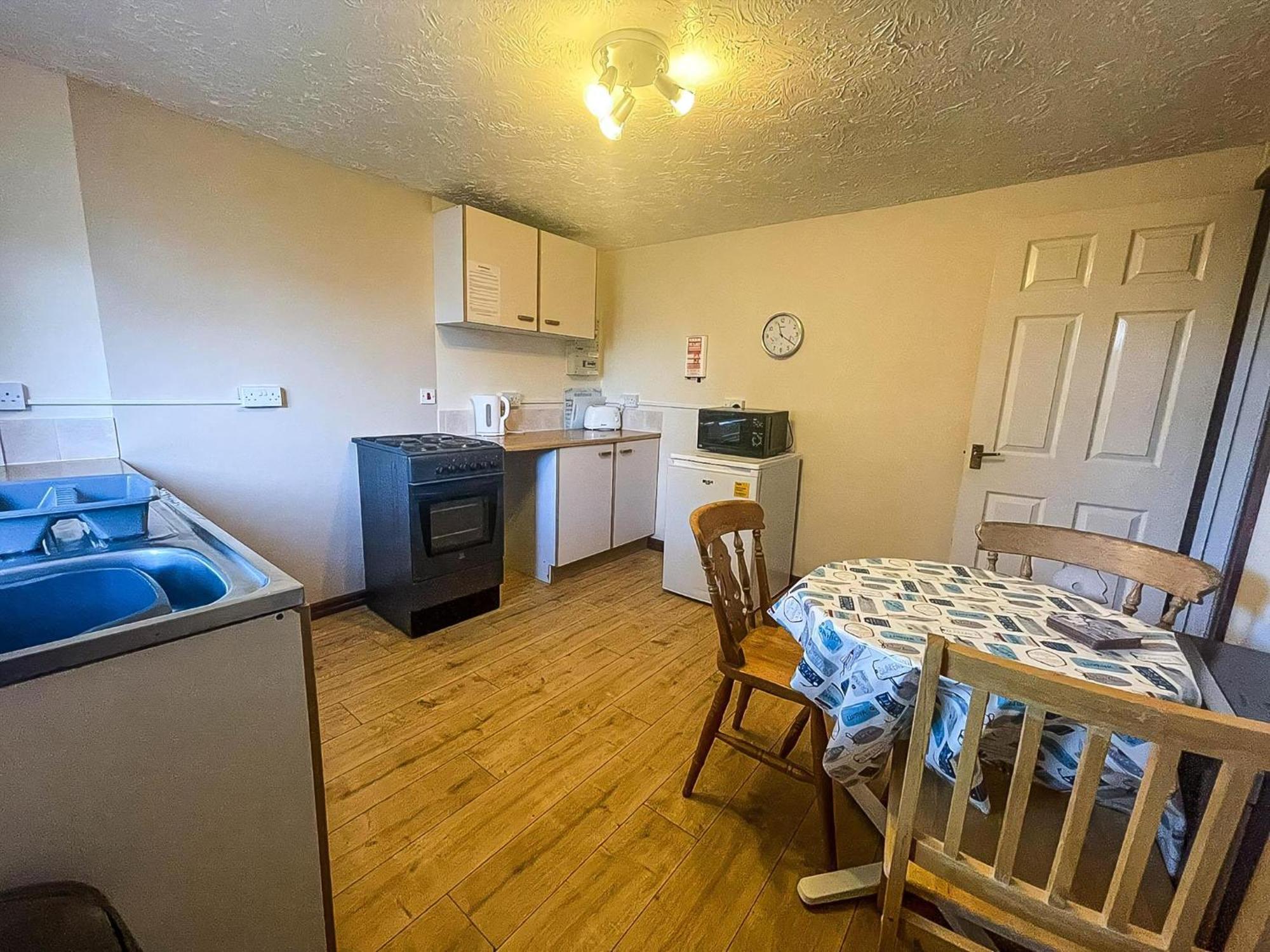 Ferienhaus Seaside By The In Beautiful Hemsby, Norfolk Ref 99006j